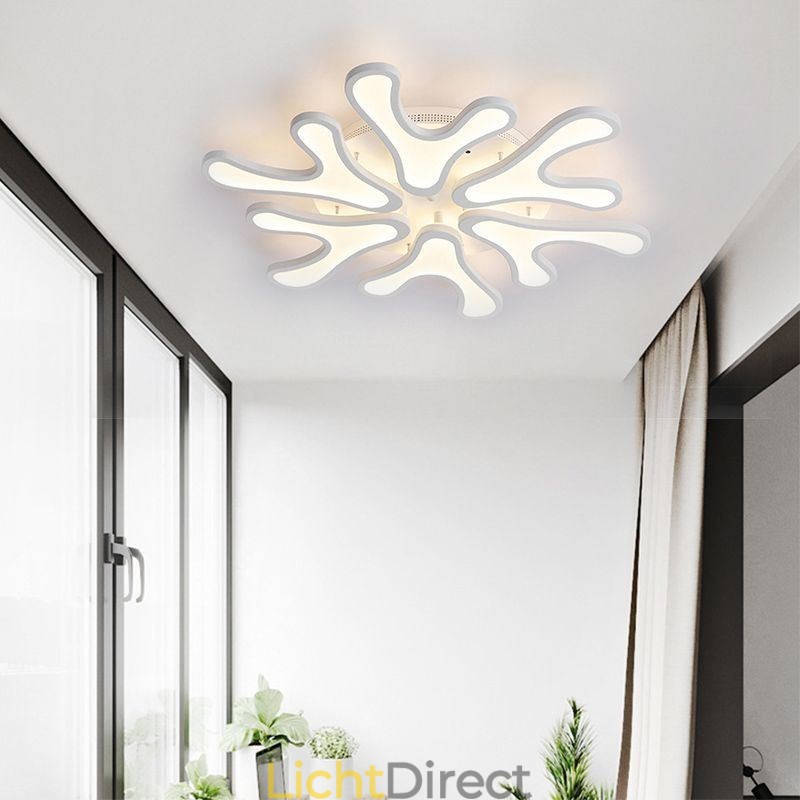 Plafondlamp van acryl met gewei