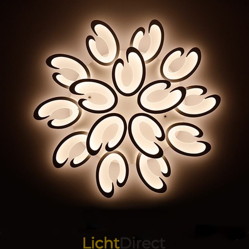 Bloemvormige plafondlamp met plafondbevestiging