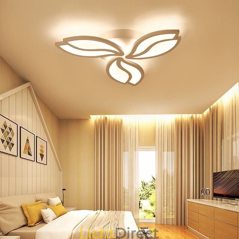 Plafondlamp met acryl bloemmotief