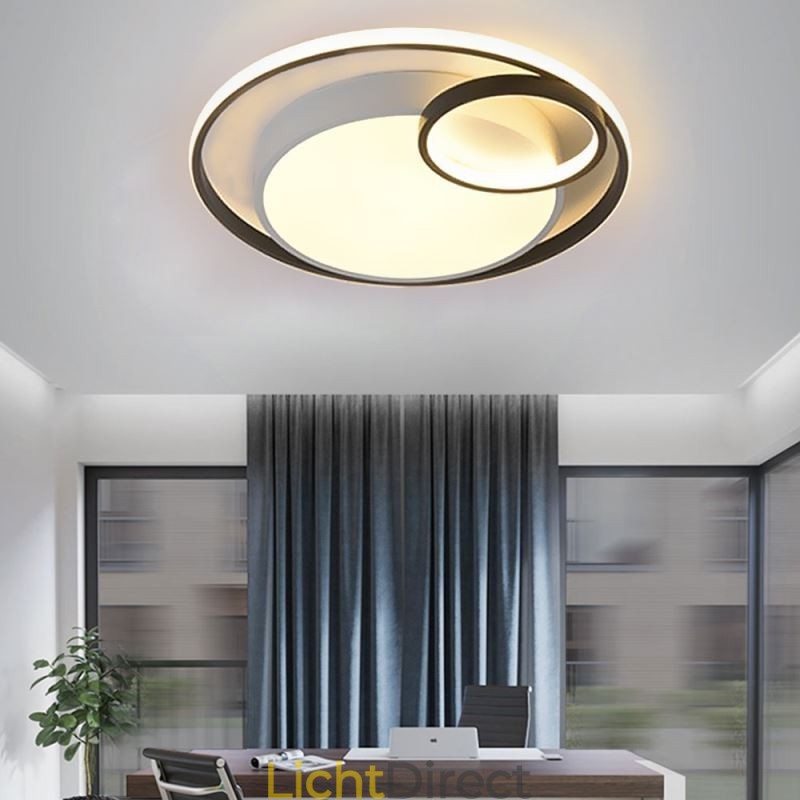 Moderne ronde plafondlamp met inbouwmontage