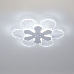 Moderne plafondlamp met mooie bloemen als decoratie