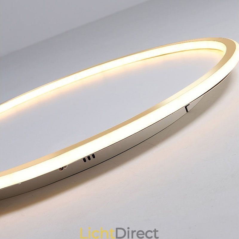 Minimalistische ronde plafondlamp met inbouwmontage