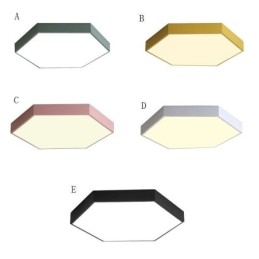 Moderne eenvoudige plafondlamp met zeshoekige inbouw