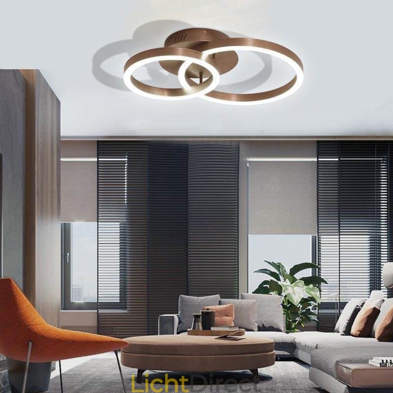 Moderne eenvoudige plafondlamp met creatieve inbouw, warme verlichting