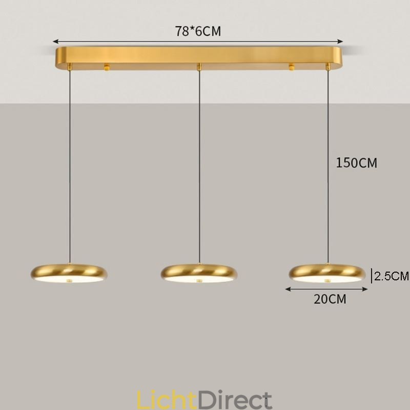 Plafondlamp met drie koppen en hanglamp