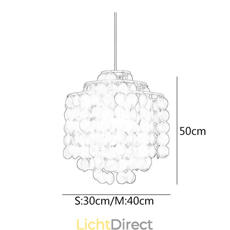 Moderne klassieke hanglamp met witte schelpenkap