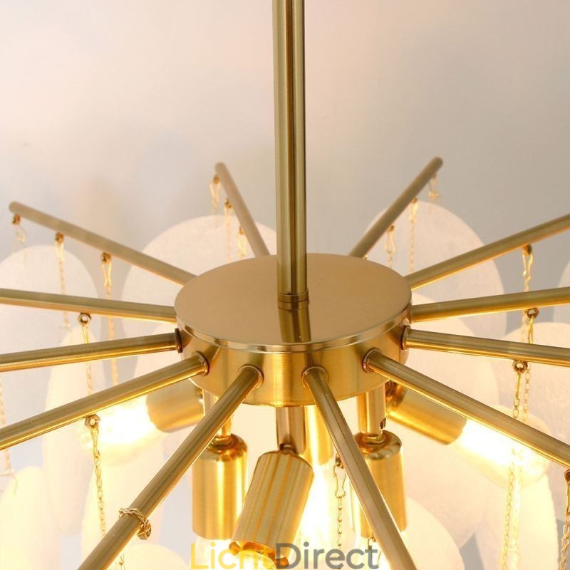Moderne hanglamp met 6 lampen en glazen vorm