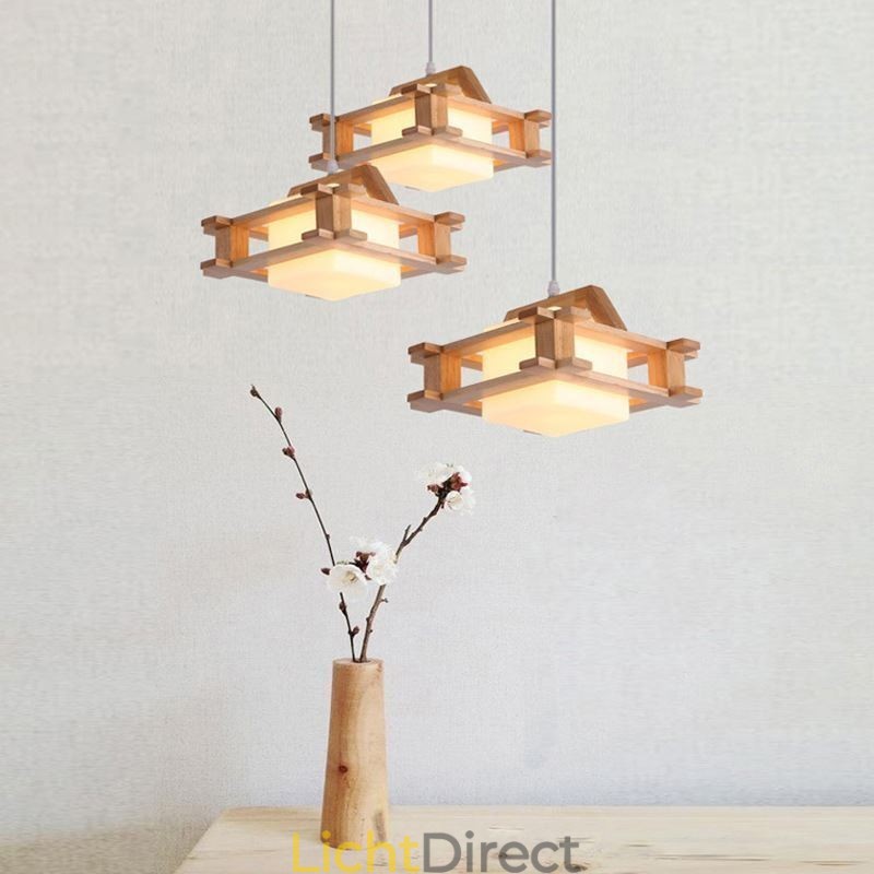 Hanglamp van eikenhout in Scandinavische stijl met lampenkap van matglas Cafe