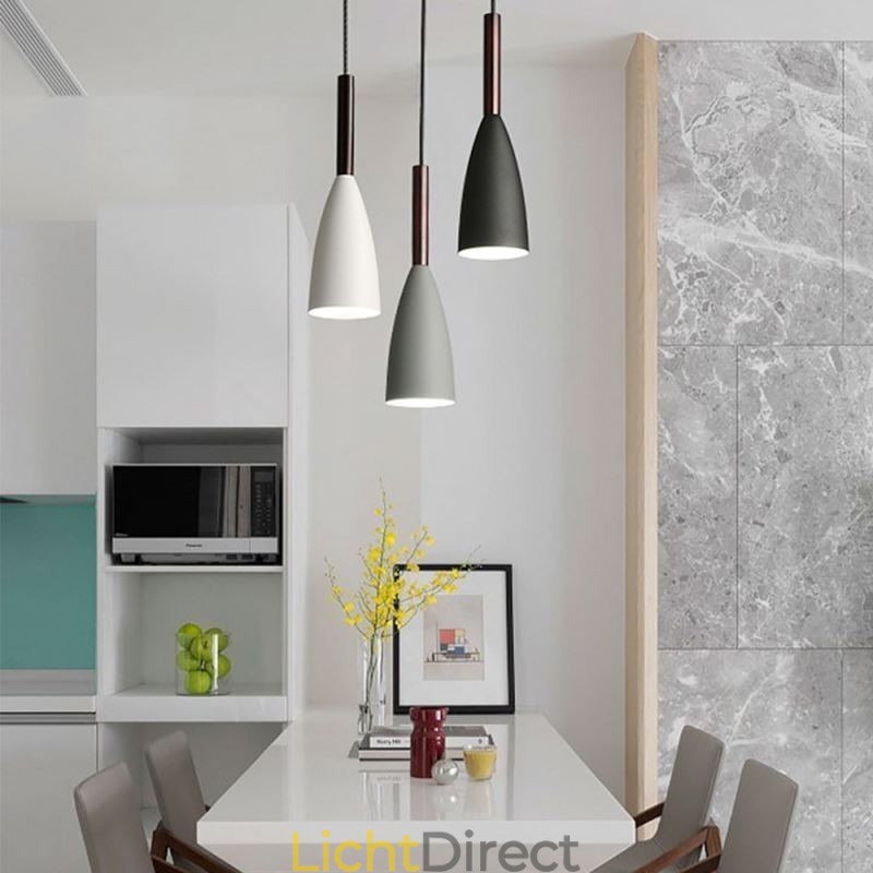 Moderne eenvoudige hanglamp met drie lampen, creatieve aluminium kunstlamp, café