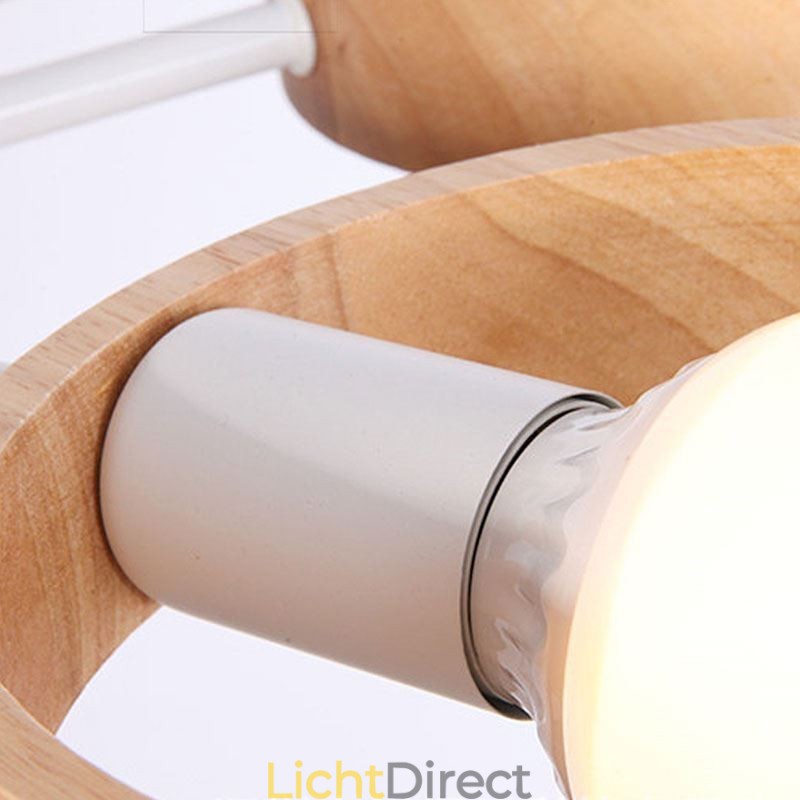 Unieke hanglamp van hout uit Scandinavië