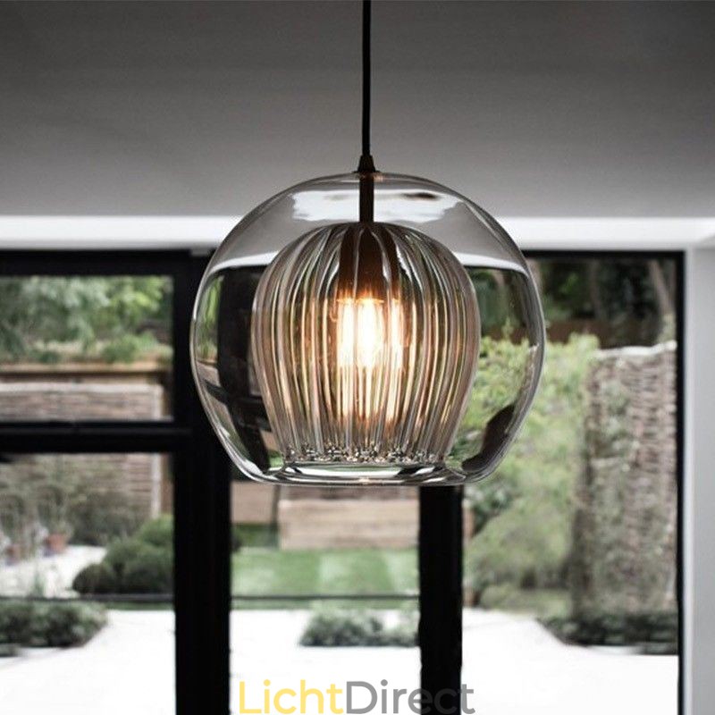 Moderne glazen hanglamp met enkele kop
