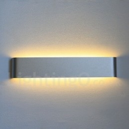 Lange moderne eigentijdse wandlampen en wandlampen voor binnen Metalen wandlamp IP 44 voor badkamer Slaapkamer Woonkamer