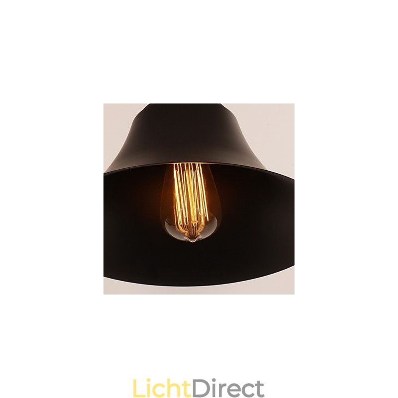 Artistieke wandlamp met retro metalen kap en beugel