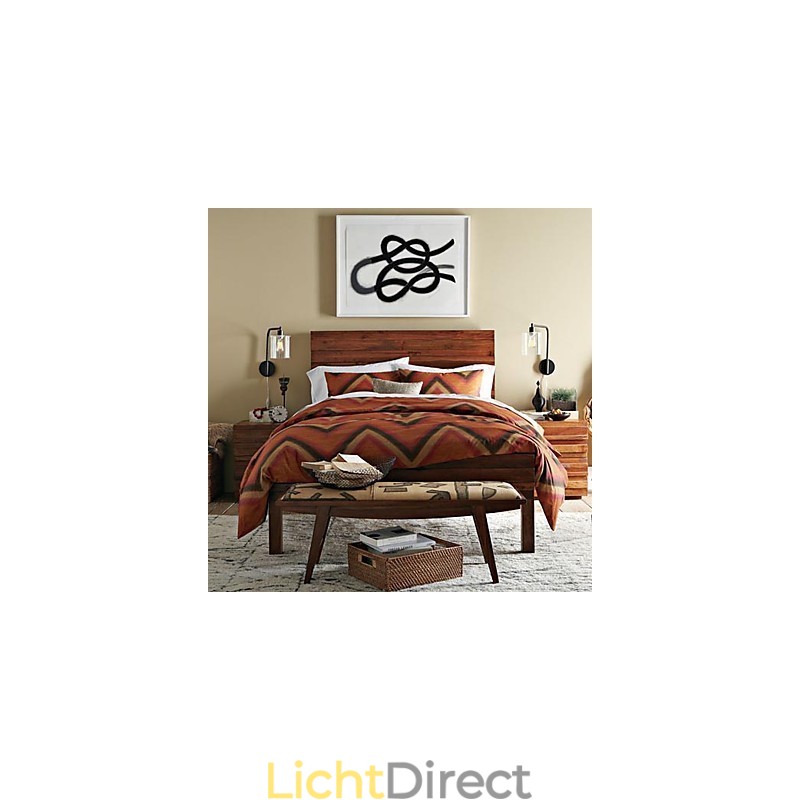 Moderne wandlamp met glazen trommelkap