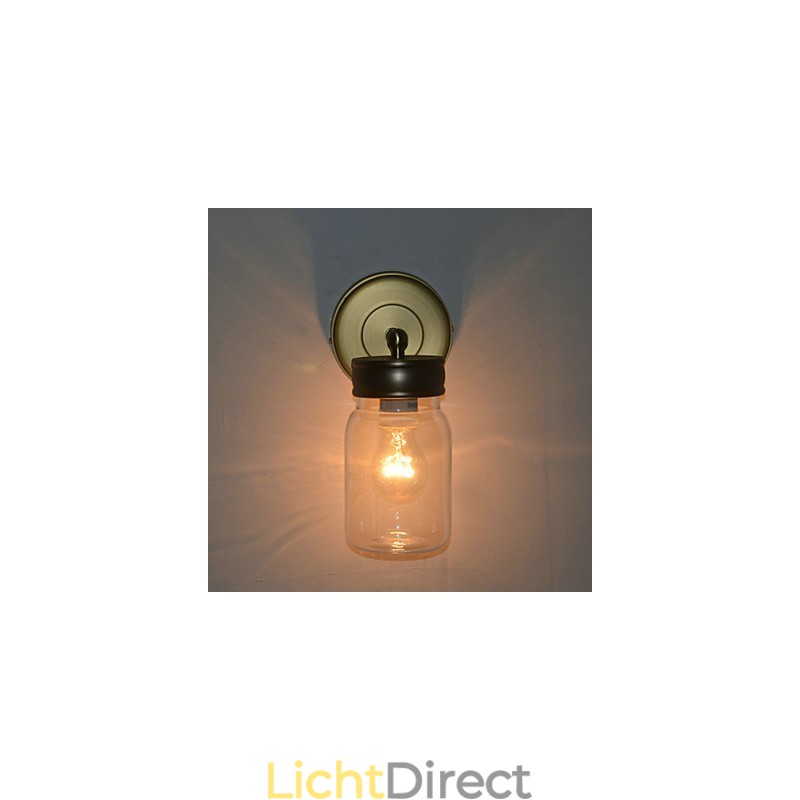 Rustieke wandlamp in flesvorm