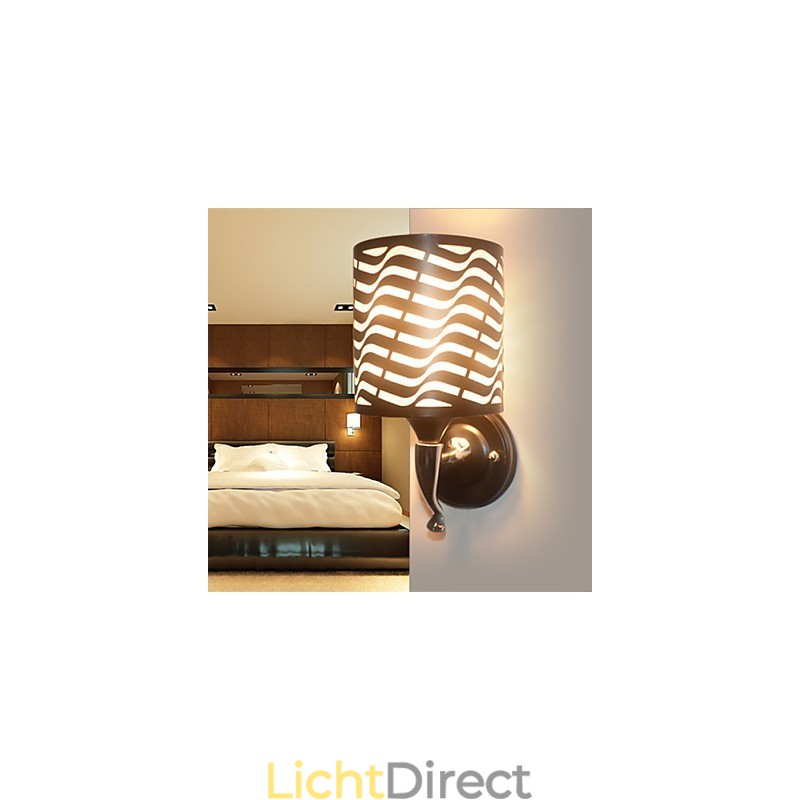 Moderne wandlamp van smeedijzeren schapenvacht