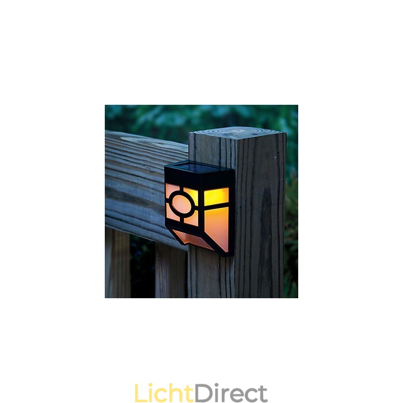 Warme gele zonne-energie wandlamp met 2 lantaarns voor op het dek