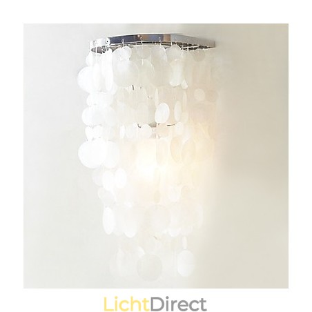 Stijlvolle wandlamp met 1 lichtbron in warm wit Stijlvolle wandlamp met 1 lichtbron in warm wit