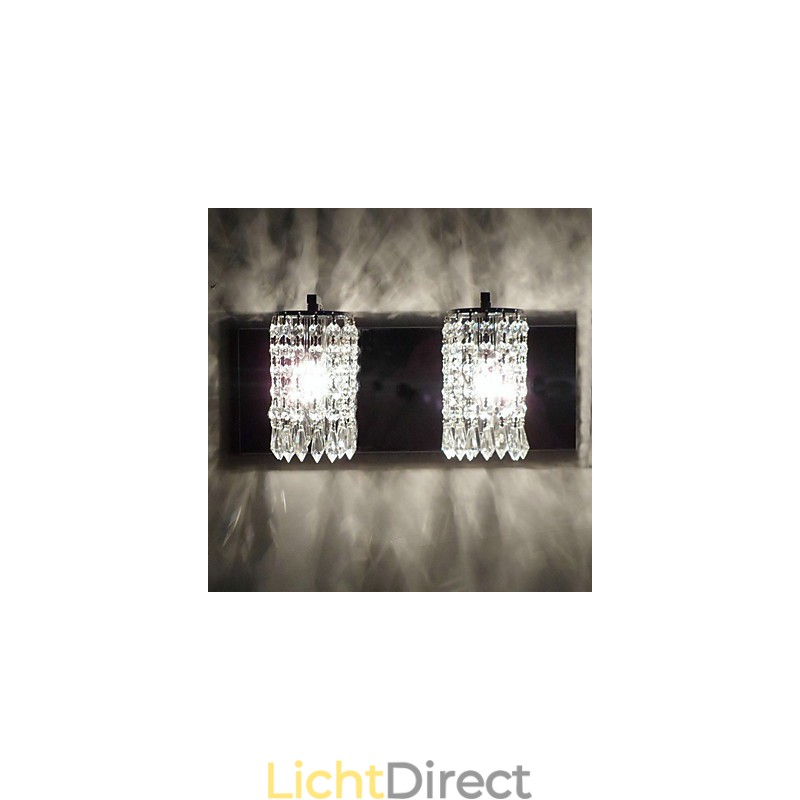 Moderne wandlamp met kristallen hangers en 2 lampen in gepolijst chroom