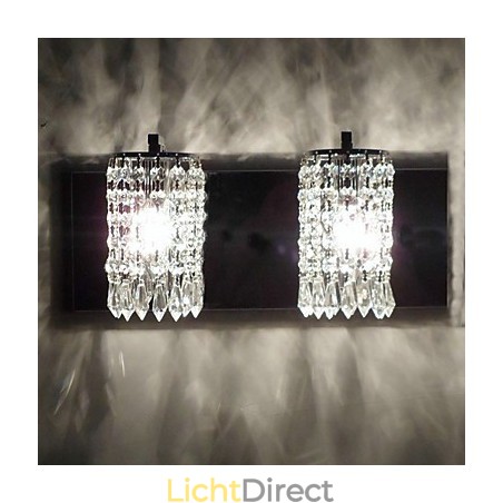 Moderne wandlamp met kristallen hangers en 2 lampen in gepolijst chroom Moderne wandlamp met kristallen hangers en 2 lampen in gepolijst chroom