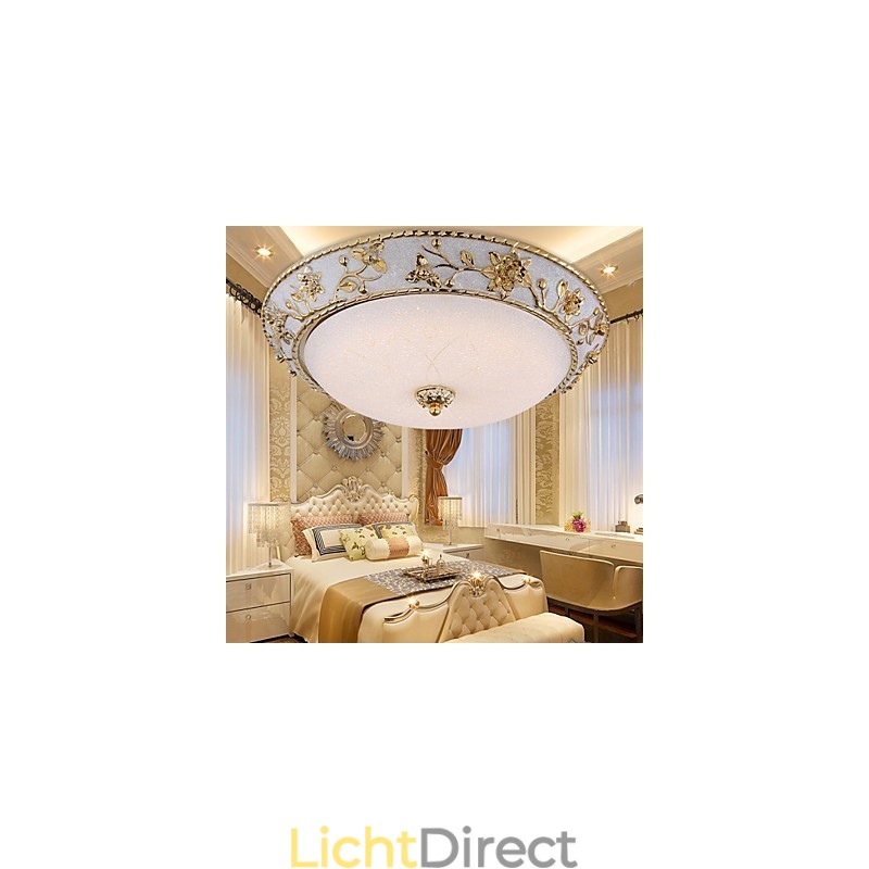 Moderne, eigentijdse metalen inbouwkast