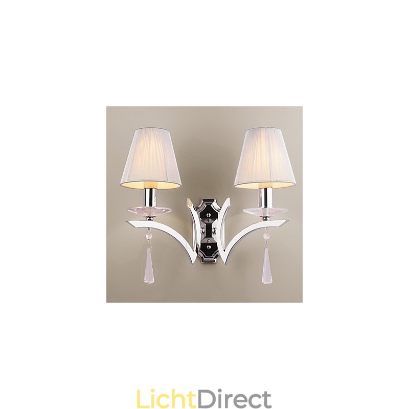 Elegante wandlamp met 2 lampen, versierd met kristallen druppels