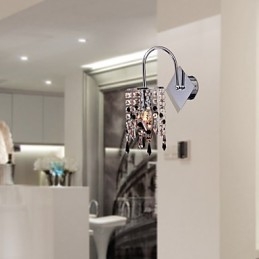 Wandlamp met elegante kristallen druppel