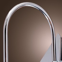 Wandlamp met elegante kristallen druppel