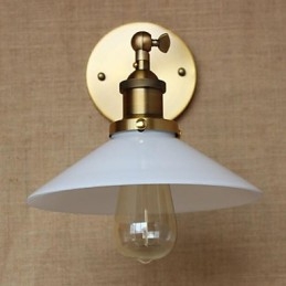 Moderne, eigentijdse, landelijke, retro, antieke messing-functie voor sfeerverlichting in ministijl