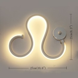 Moderne minimalistische lamp Aluminium lamp Slaapkamer nachtkastje lamp Decoratie ontwerpers gevormde gangverlichting Creatieve woonkamerlampen