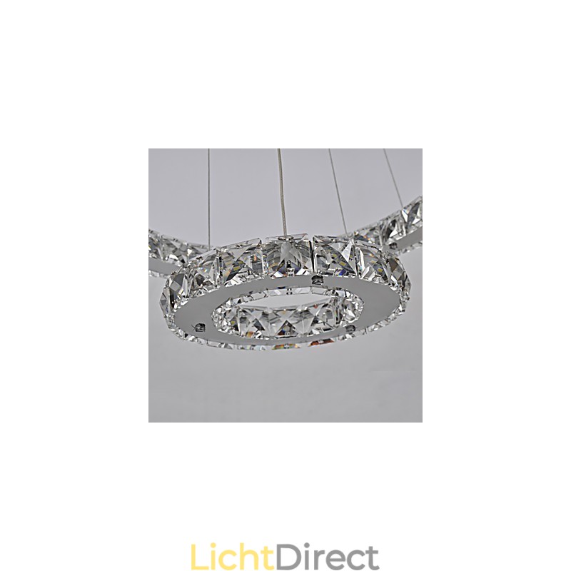 Traditionele klassieke kroonluchter van chroommetaal