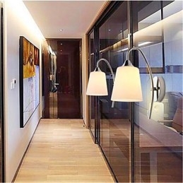 Moderne minimalistische glazen nachtkastje gangpad hotelkamer wandlamp