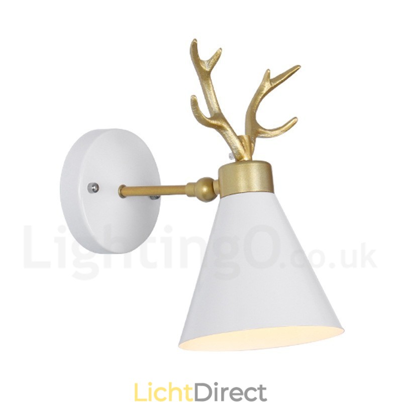 Moderne wandlamp met gewei