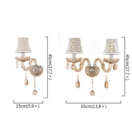 Elegante kristallen wandlamp in Europese stijl, gangpad