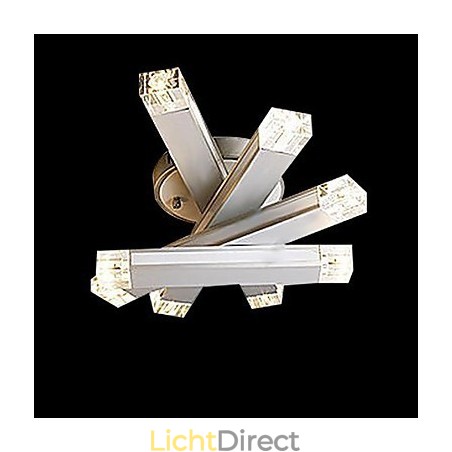 Moderne, eigentijdse metalen inbouwkast Moderne, eigentijdse metalen inbouwkast
