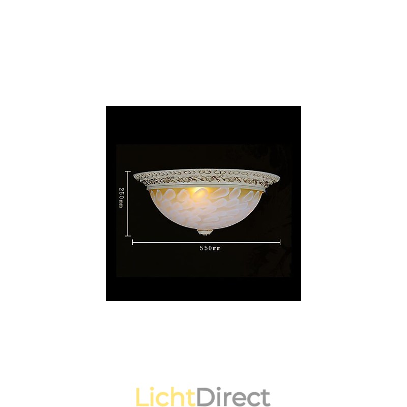 Witte plafondlamp met patroon van glashars en goudkleurig snijwerk in Europese stijl