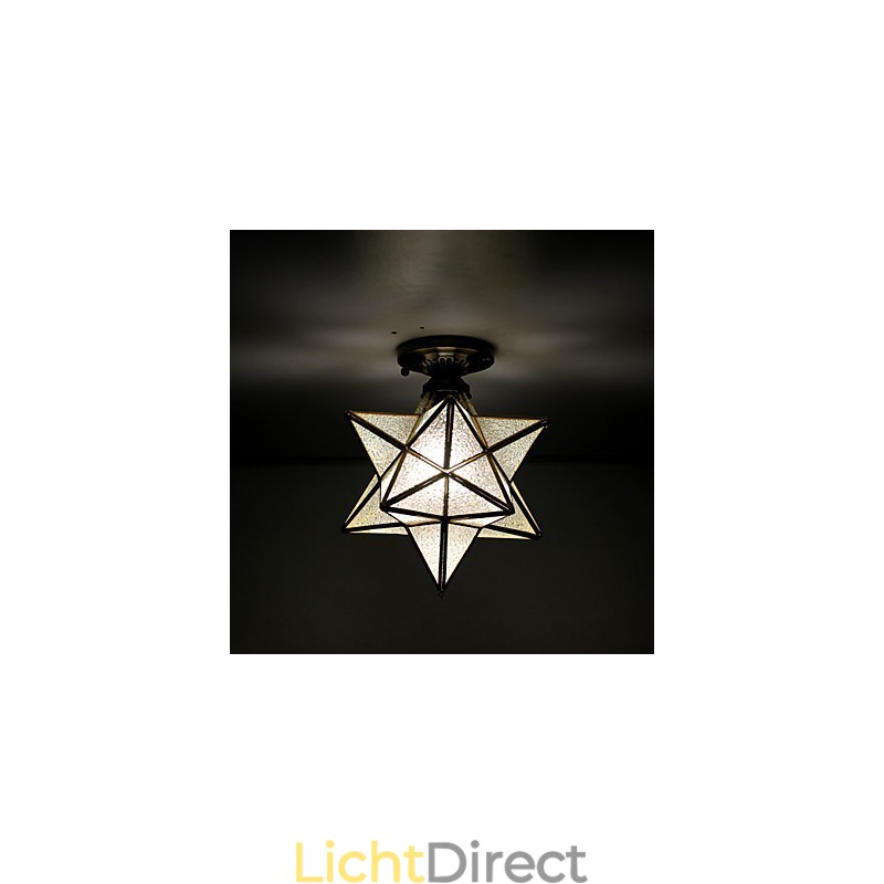 Europese creatieve kunsten op het platteland Glas-in-loodsterren om het licht van de koepellamp te absorberen