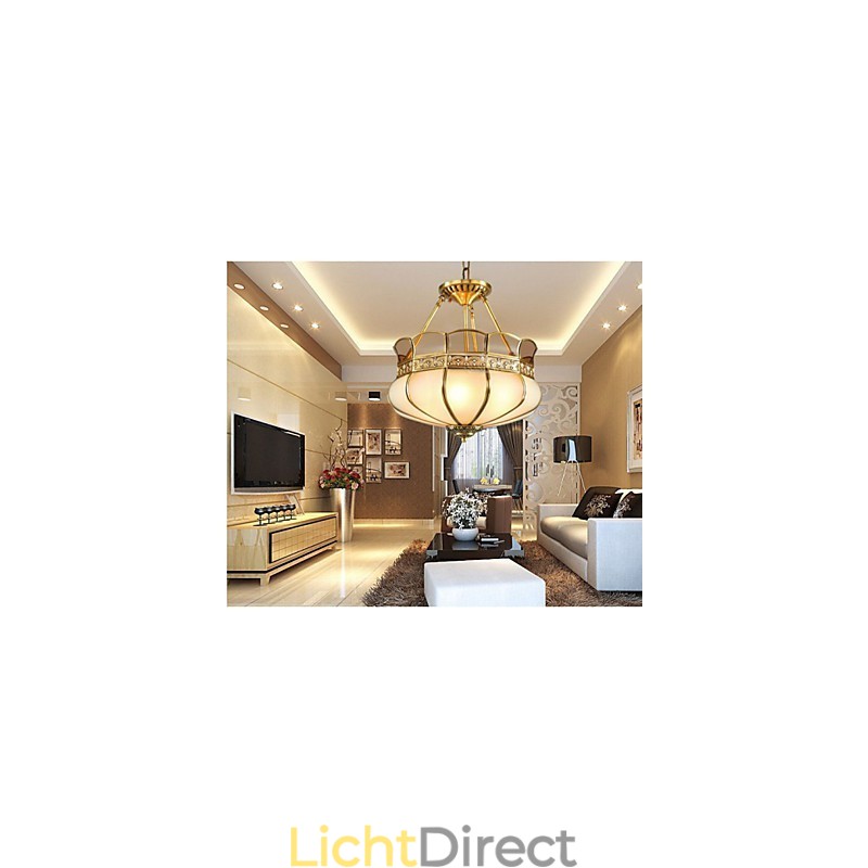 De klassieke koperen semi-plafondlamp Koperen veranda