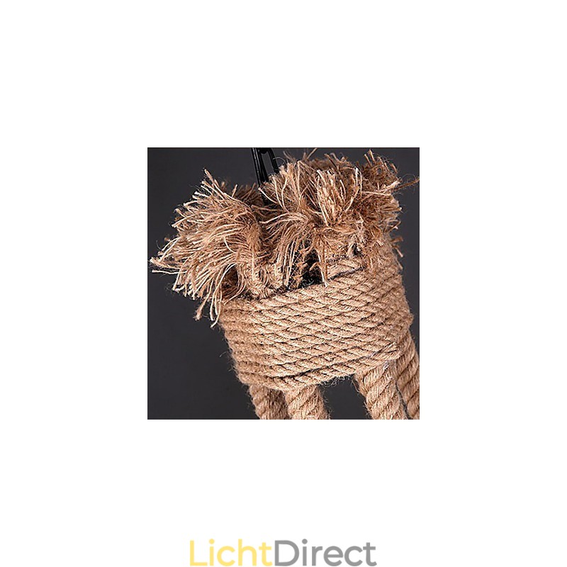 Traditionele klassieke rustieke lodge vintage retro landelijke schilderij metalen kroonluchter