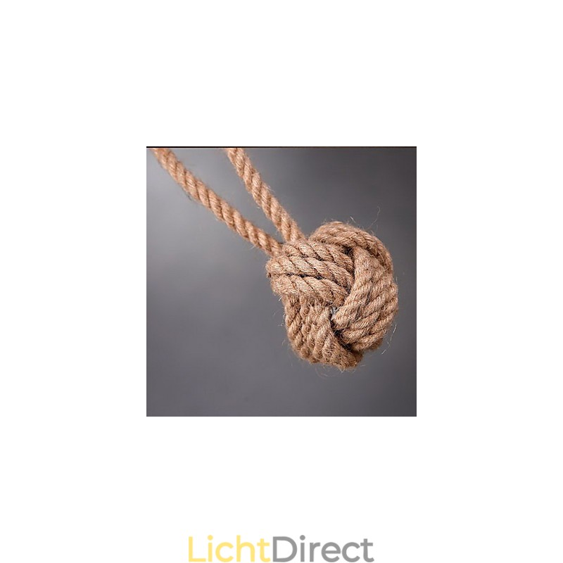 Traditionele klassieke rustieke lodge vintage retro landelijke schilderij metalen kroonluchter