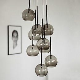 Hanglamp van metaal in landelijke mini-stijl