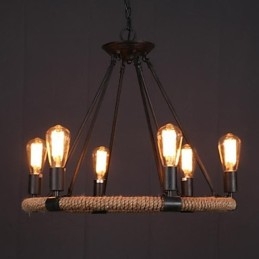 Hanglamp van metaal in landelijke mini-stijl