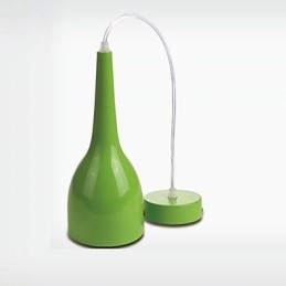 Moderne, eigentijdse metalen hanglamp met wereldbolschildering